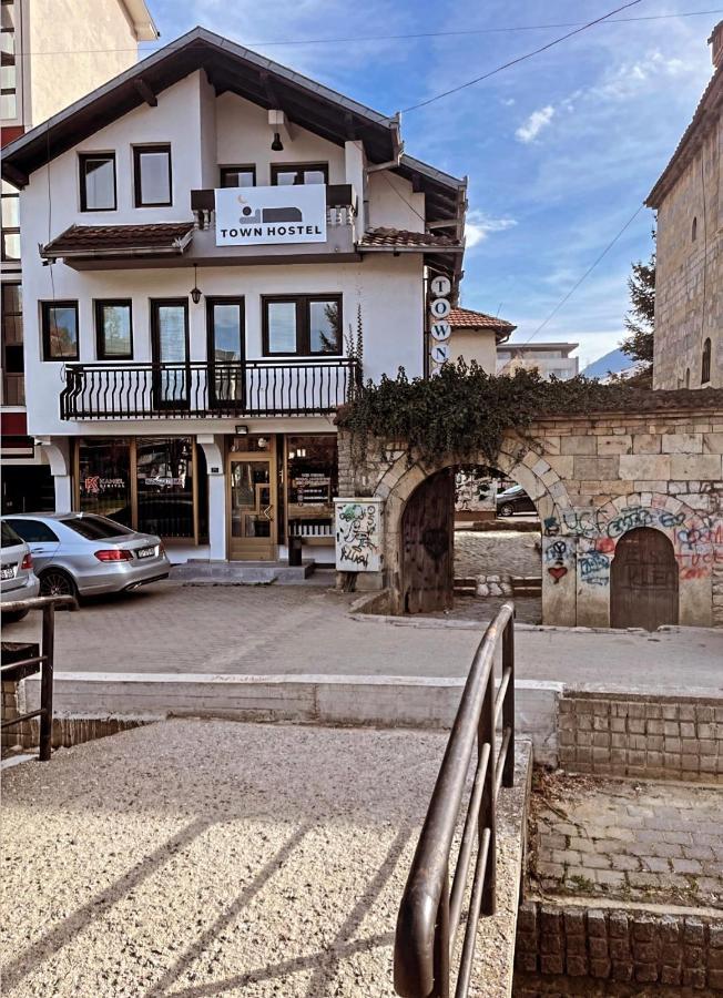 Town Hostel Peć Exterior foto